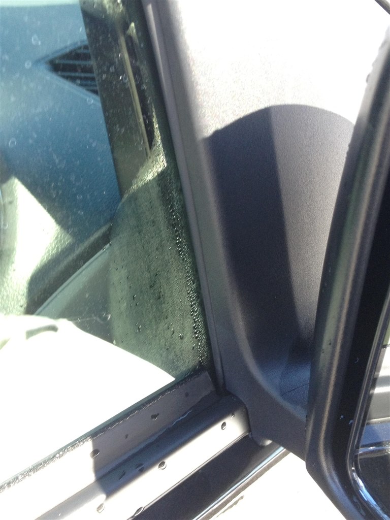 ガラスの内側に水滴が ダイハツ ミラ イース 11年モデル のクチコミ掲示板 価格 Com