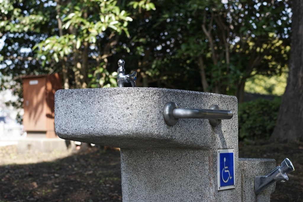 ✨美品✨SONY α350✨ ダブルレンズ✨運動会やスポーツ観戦に✨ＣＦカード付 ✨美品✨SONY α350✨ ダブルレンズ✨運動会やスポーツ観戦におすすめ