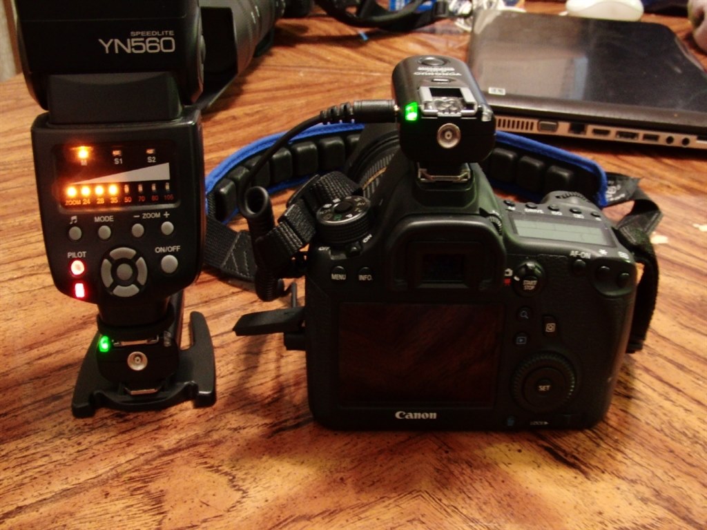 YONGNUO SPEEDLITE YN-560 II を多灯使用したい』 CANON EOS 5D Mark