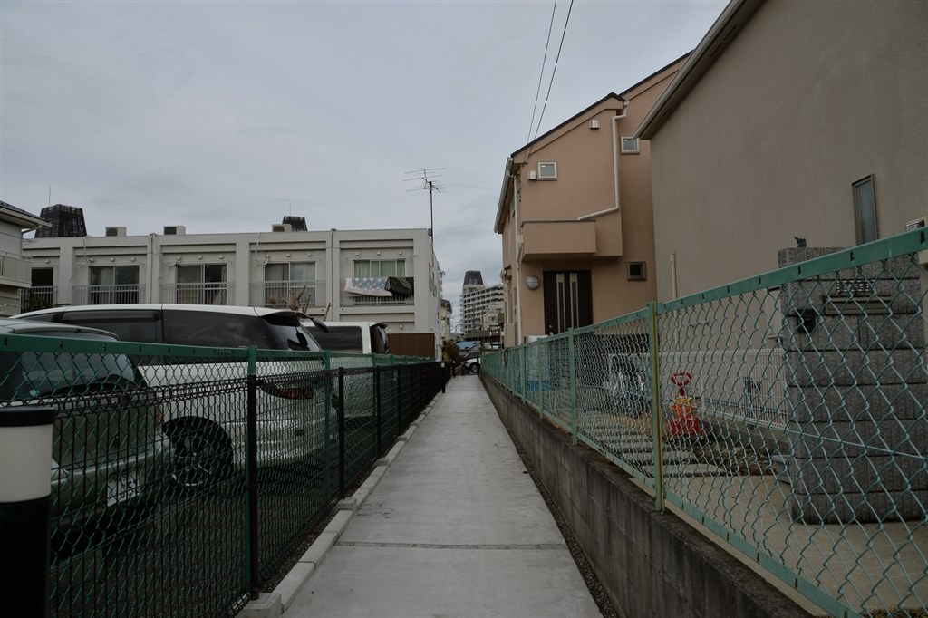 24㎜+Dfでの描写』 ニコン AI AF Nikkor 24mm f/2.8D のクチコミ掲示板