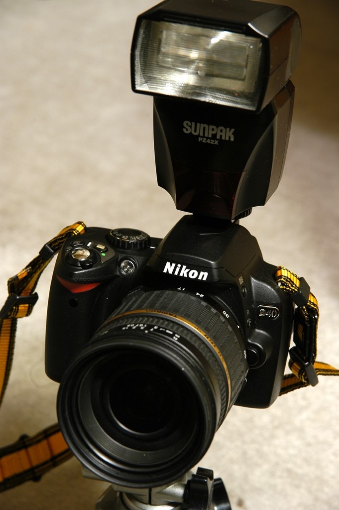 Nikon　i-TTL　デジタル一眼　対応　ストロボ　SUNPAK　PZ42X