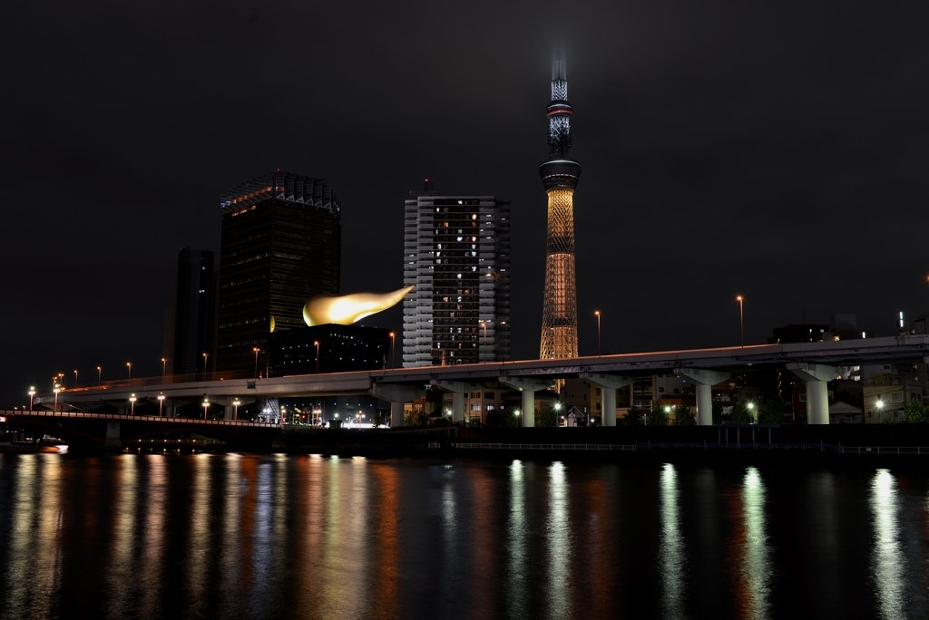 夜景写真について』 ニコン D610 24-85 VR レンズキット の 夜景写真について』 ニコン D610 24-85 VR レンズキット の