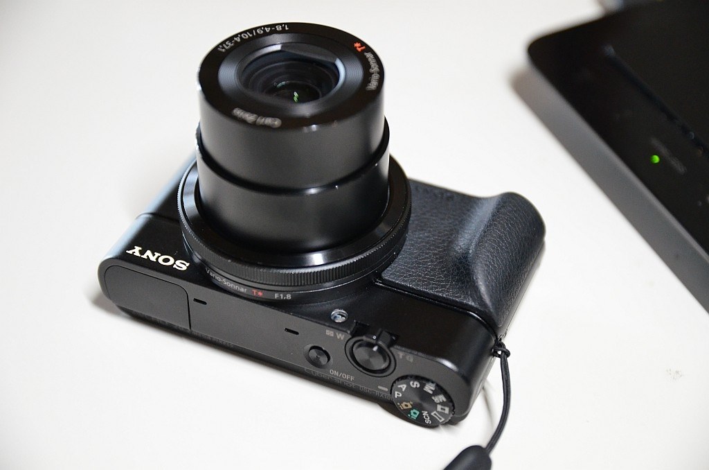 滑り止め用グリップについて』 SONY サイバーショット DSC-RX100 の