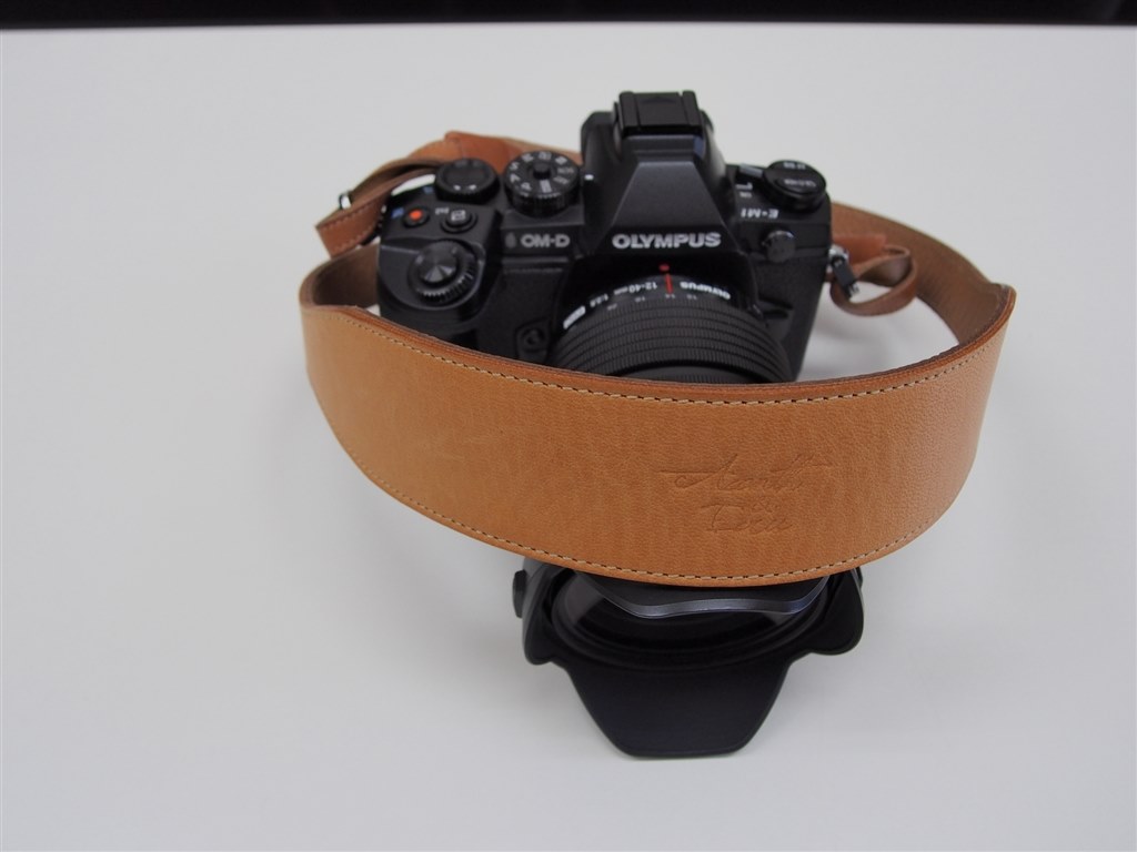ストラップ』 オリンパス OLYMPUS OM-D E-M1 ボディ のクチコミ掲示板