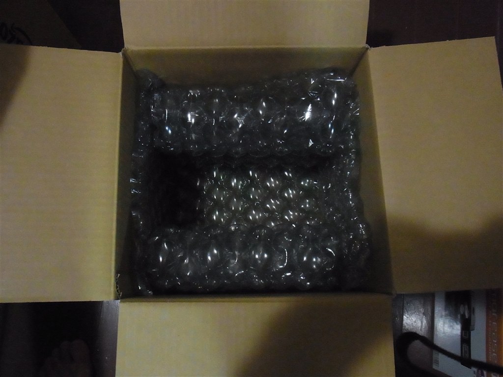 通販で購入したデジタル一眼の梱包に酷い凹みがあった場合』 クチコミ