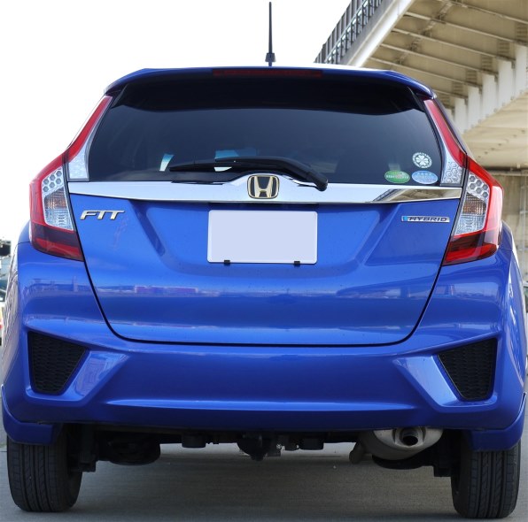 ゴールドエンブレム について質問します ホンダ フィット ハイブリッド 13年モデル のクチコミ掲示板 価格 Com