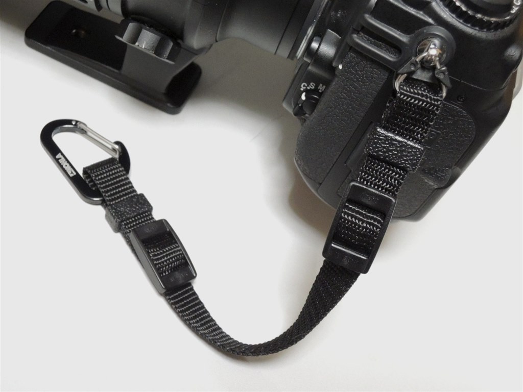 AF-S NIKKOR 200-500mm +プロテクター、ストラップセット レンズストラップの使用法について』 ニコン AF-S NIKKOR 200