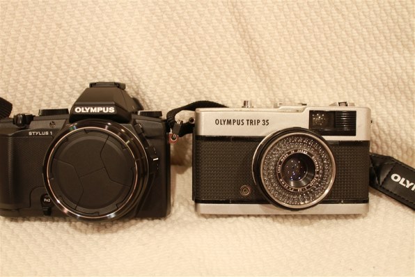 ジャンクOLYMPUS STYLUS 1 レンズ不良 OLYMPUS STYLUS 1s vs STYLUS 1 比較] オリンパス手のひらサイズの