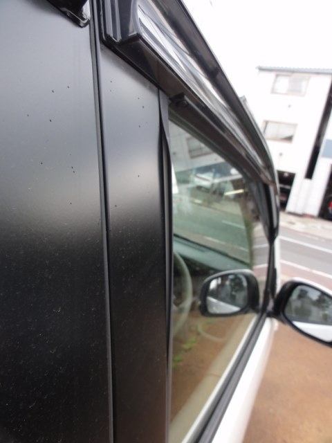 窓枠ゴムの不具合 ホンダ N Wgn 13年モデル のクチコミ掲示板 価格 Com