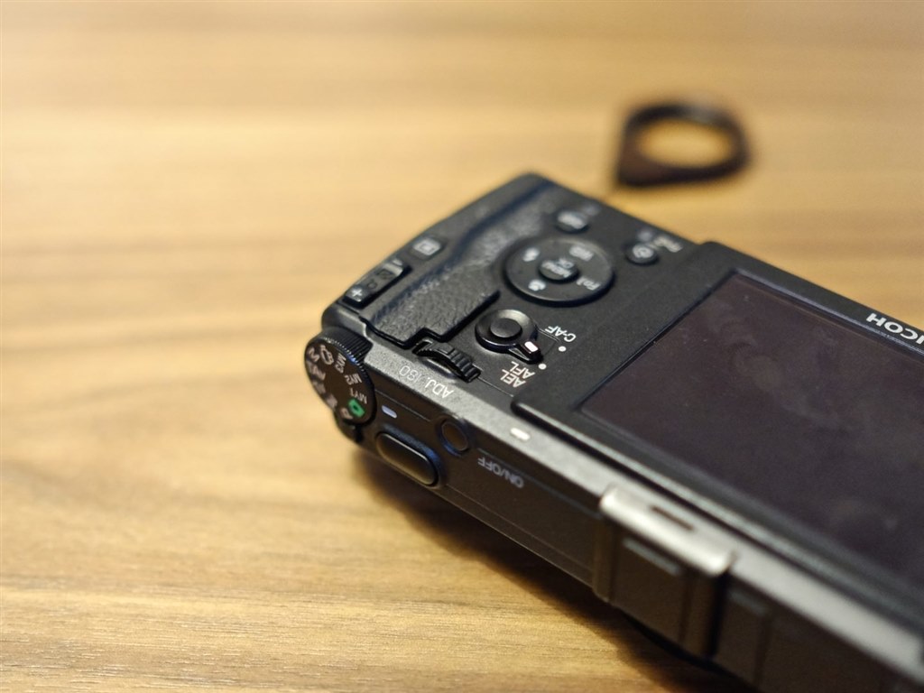 ラバーグリップを修理してもらいました！』 リコー RICOH GR の