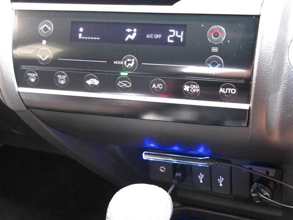 タッチパネル式のオートエアコン ホンダ フィット 13年モデル のクチコミ掲示板 価格 Com