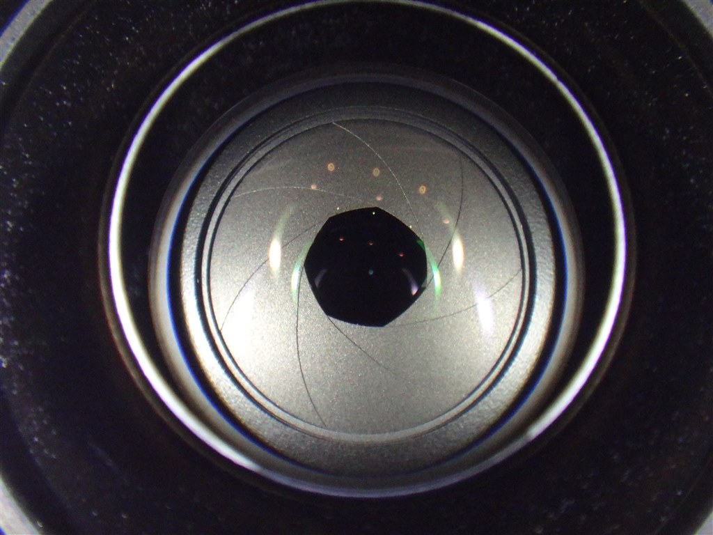 XQ1は7枚絞り羽根です』 富士フイルム FUJIFILM XQ1 のクチコミ掲示板