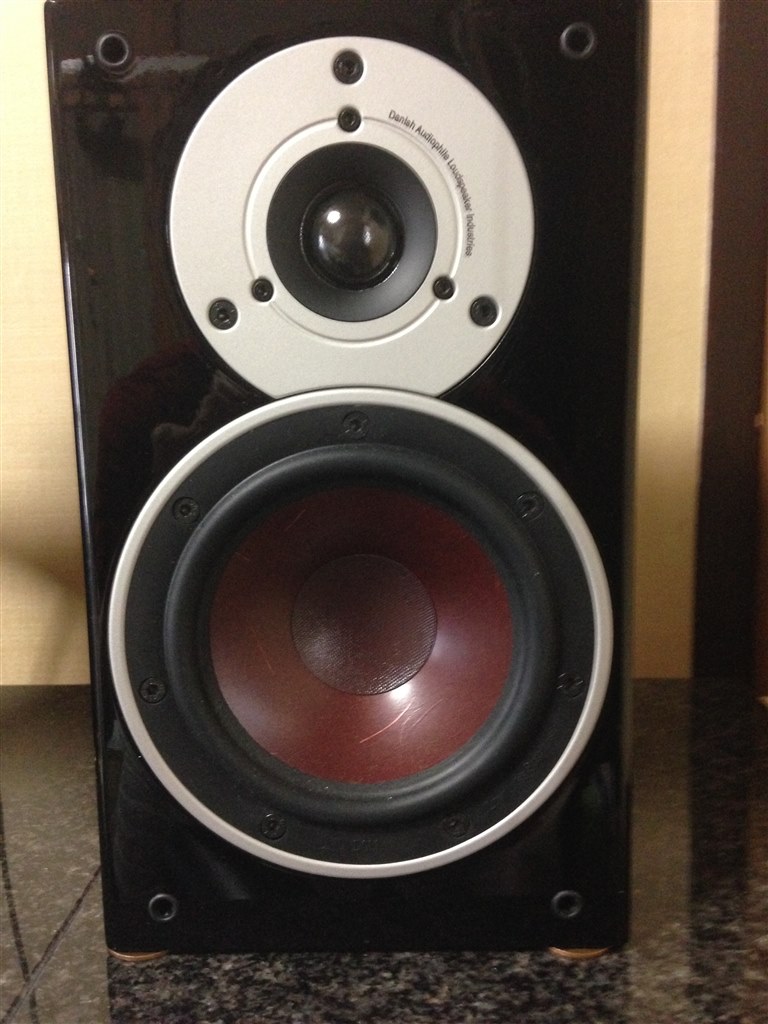 インシュレーターを使うと、どんな傾向の音になりますか