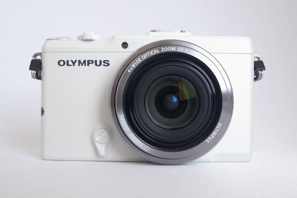 ホワイトボディのグリップ』 オリンパス OLYMPUS STYLUS XZ-2 のクチコミ掲示板 - 価格.com