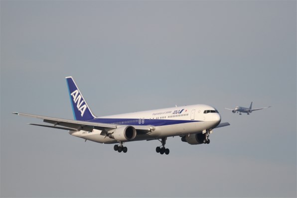 シグマ APO 120-300mm F2.8 EX DG OS HSM [キヤノン用]投稿画像・動画