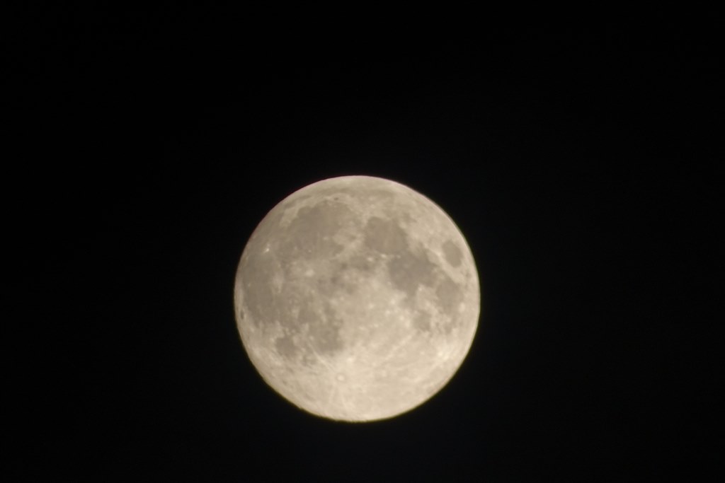 月の写真を撮ってみました。』 SONY サイバーショット DSC-HX400V の