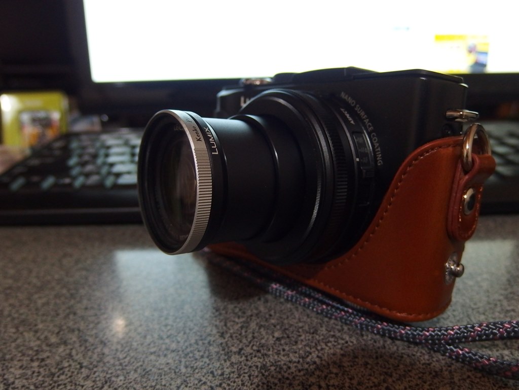 デジカメ　Panasonic DMC-LX7 【バッテリーカバー故障】 デジカメ Panasonic DMC-LX7 【バッテリーカバー故障】 DMW-BLH7-C-2P