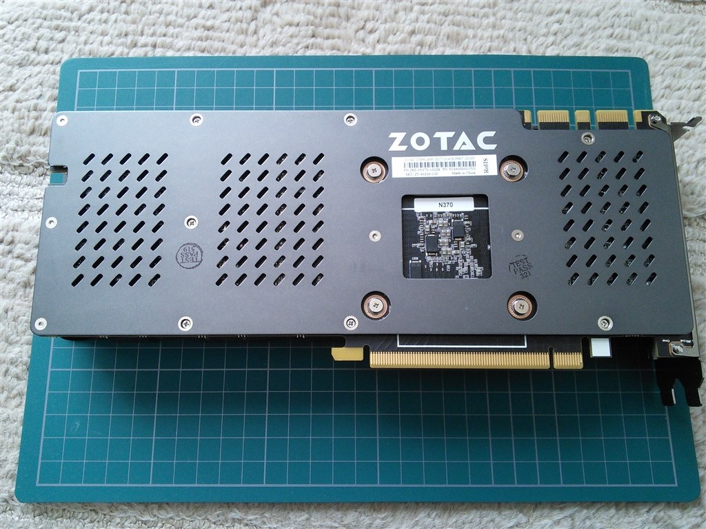 レビュー補足１（メーカーファン画像）』 ZOTAC ZOTAC GeForce GTX 980