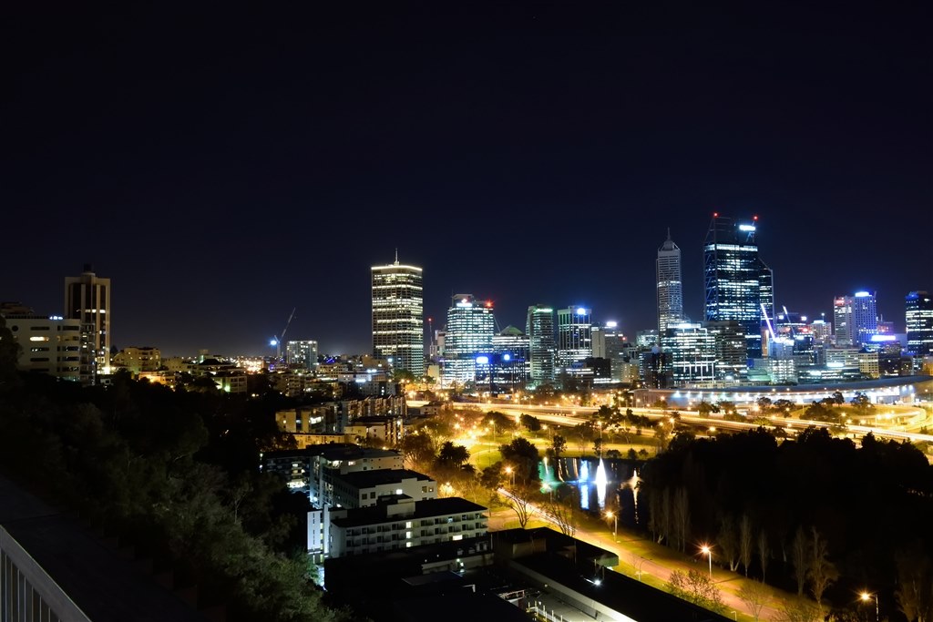 夜景、夜撮影』 ニコン D3300 ボディ のクチコミ掲示板 - 価格.com