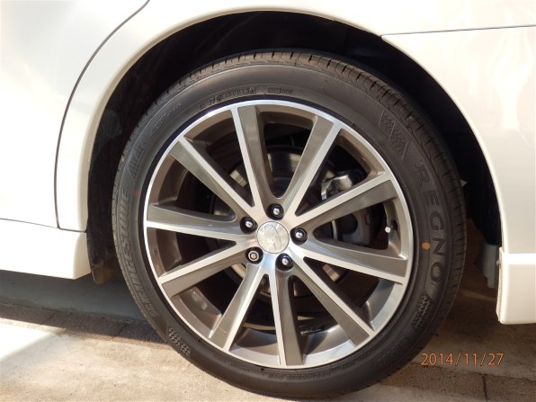 ブリヂストン REGNO GR-XT 225/40R19 89W 価格比較 - 価格.com