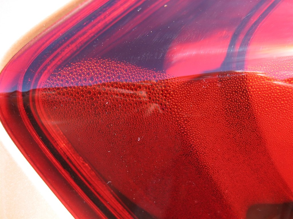 テールレンズの曇りと結露 ホンダ フィット ハイブリッド 13年モデル のクチコミ掲示板 価格 Com