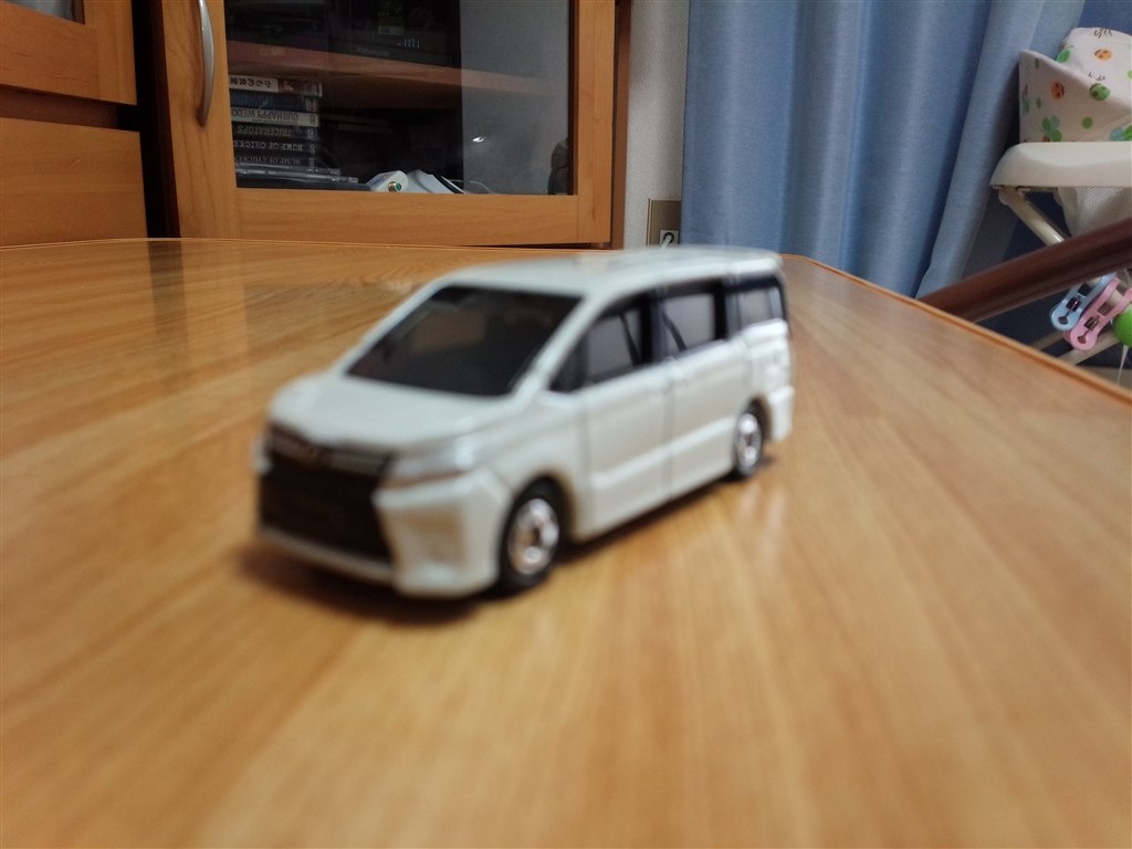未開封新品：2014,15初回特別仕様・カラー（絶版レア）8台・大特価まとめ売り トミカ、買っちゃいました♪』 トヨタ ヴォクシー 2014年モデル の