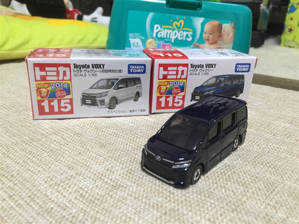 トミカ、買っちゃいました♪』 トヨタ ヴォクシー 2014年モデル