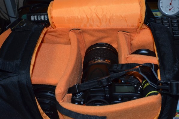 d750 24-120 Nikon VR kit レンズ グリップ カバン 20141008150536_462_.jpg
