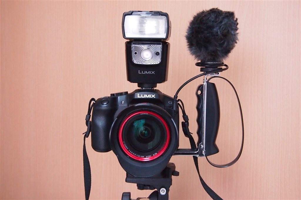 フードをつけたらフィルターは隠れますか？』 パナソニック LUMIX G