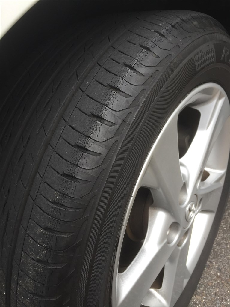 タイヤのヒビ割れについて』 ブリヂストン REGNO GR-XT 205/55R16 91V のクチコミ掲示板 - 価格.com