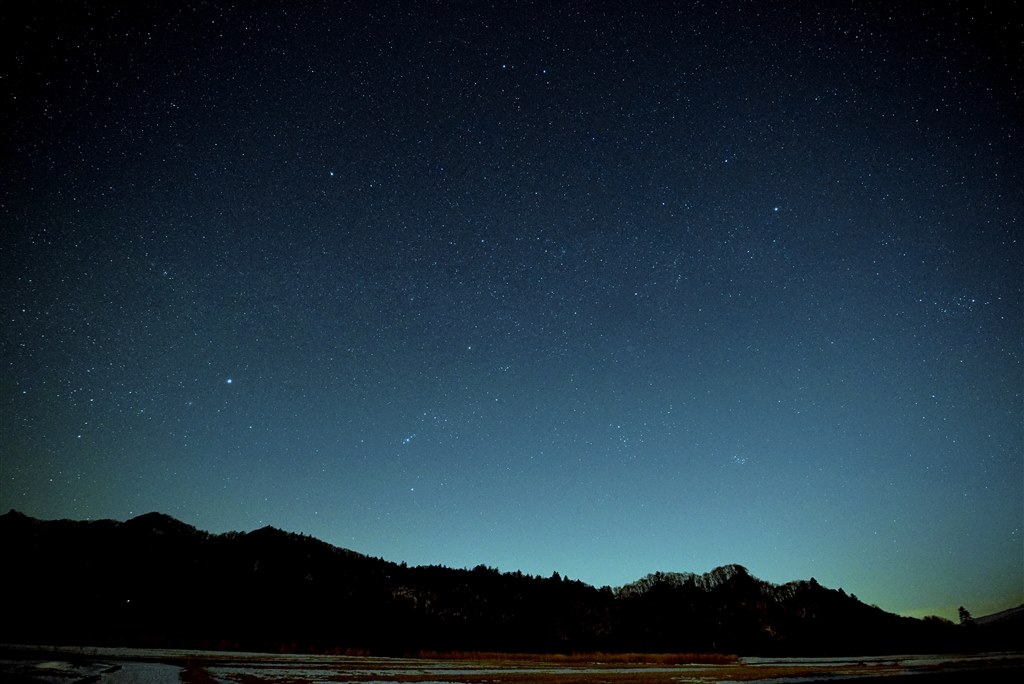 星を撮るならこのレンズ SP 15-30mm F2.8キヤノン用 （動作確認済）-