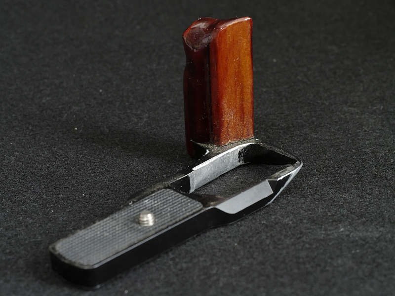 木製グリップ』 オリンパス OLYMPUS OM-D E-M10 14-42mm EZ レンズ