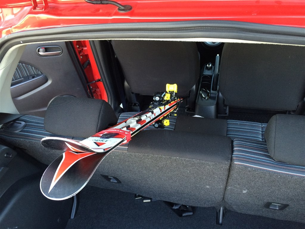 スキー板の車内積み込み可能性について マツダ デミオ 14年モデル のクチコミ掲示板 価格 Com