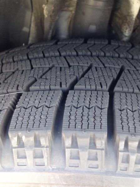 ブリヂストン [1本] BLIZZAK VRX 175/60R14 79Q投稿画像・動画 - 価格.com