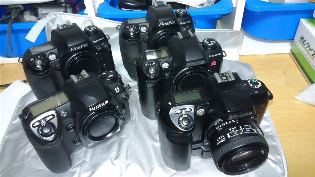 Finepix S3pro 2台 FinePix S3 Pro - Wikipedia