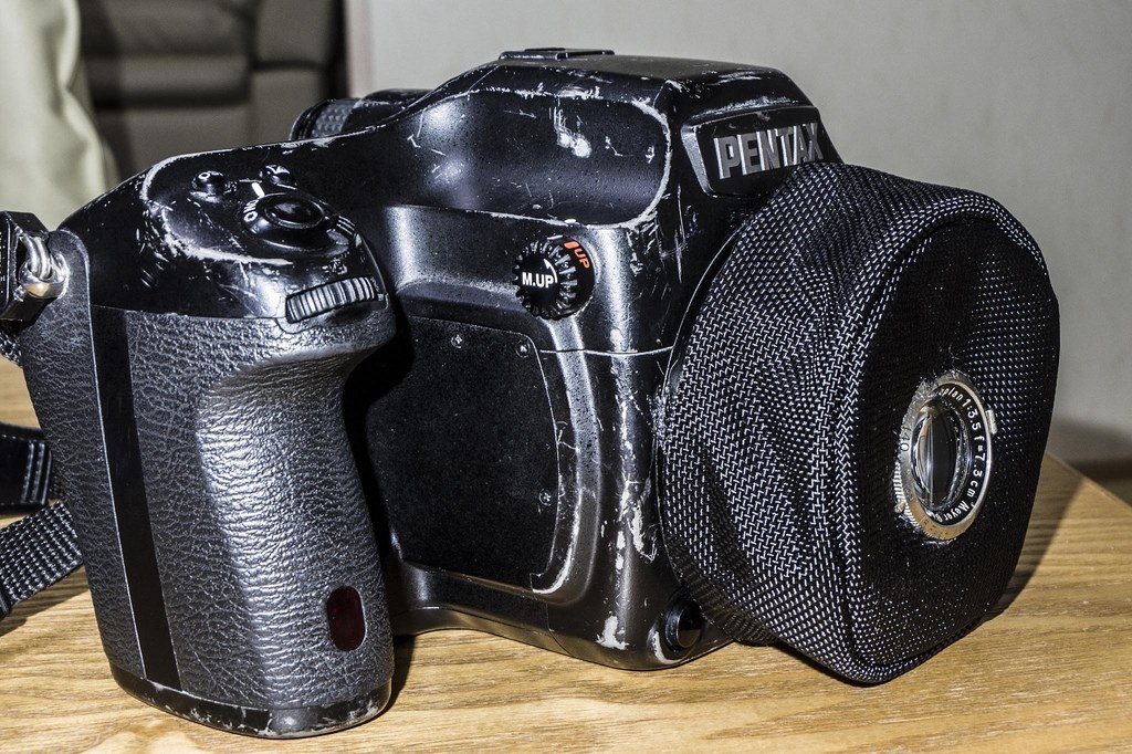 シネレンズで歩く京都の町』 ペンタックス PENTAX 645Z ボディ