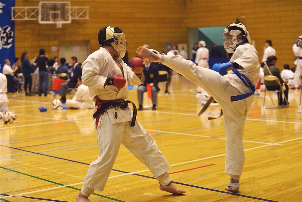 体育館での撮影』 CANON EOS 70D ダブルズームキット のクチコミ