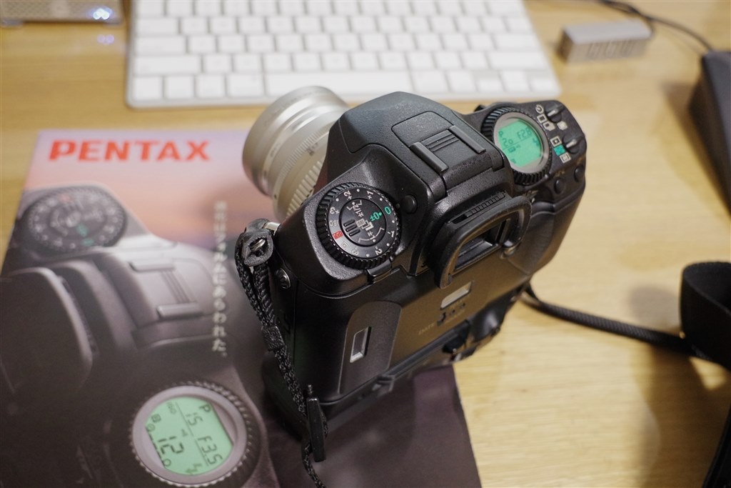 背面のモードダイヤルの回転が固く感じますが』 ペンタックス 背面のモードダイヤルの回転が固く感じますが』 ペンタックス