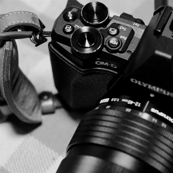 ストラップについて』 オリンパス OLYMPUS OM-D E-M5 Mark II ボディ