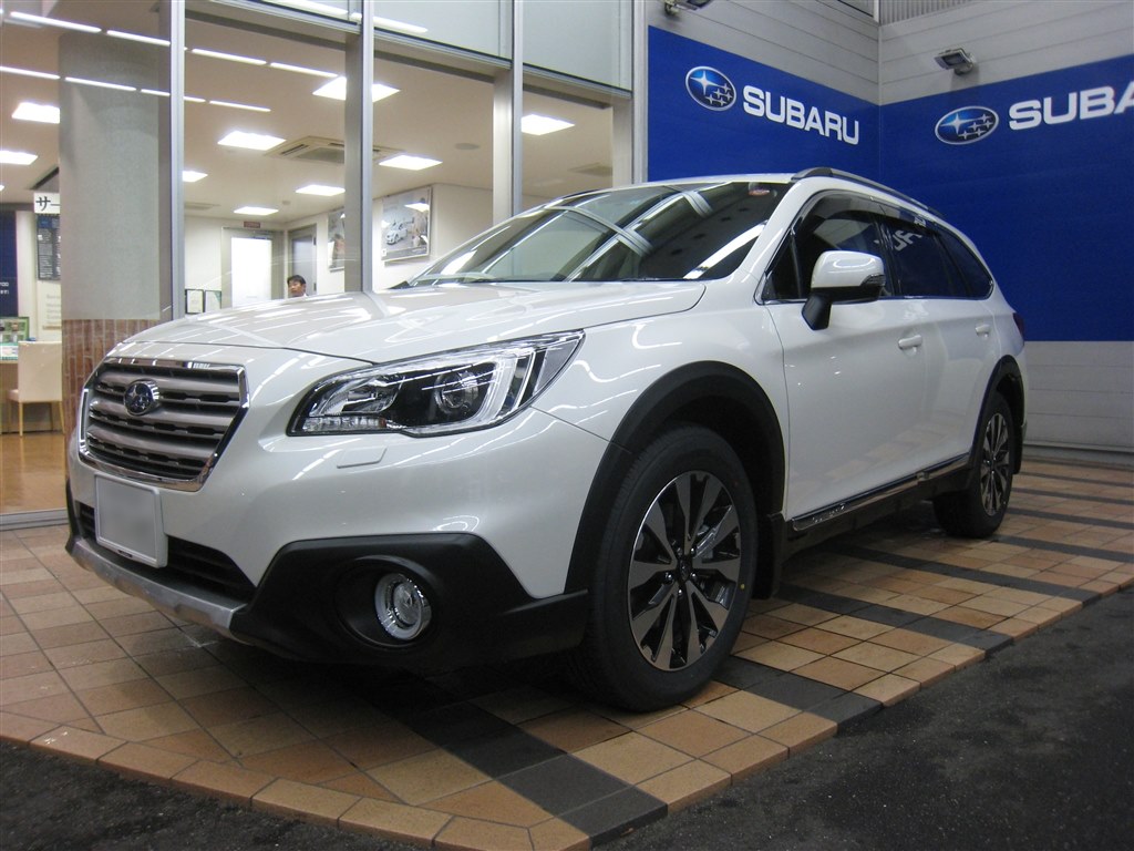 SUBARU OUTBACK BS9 ホイールアーチトリム 北米型