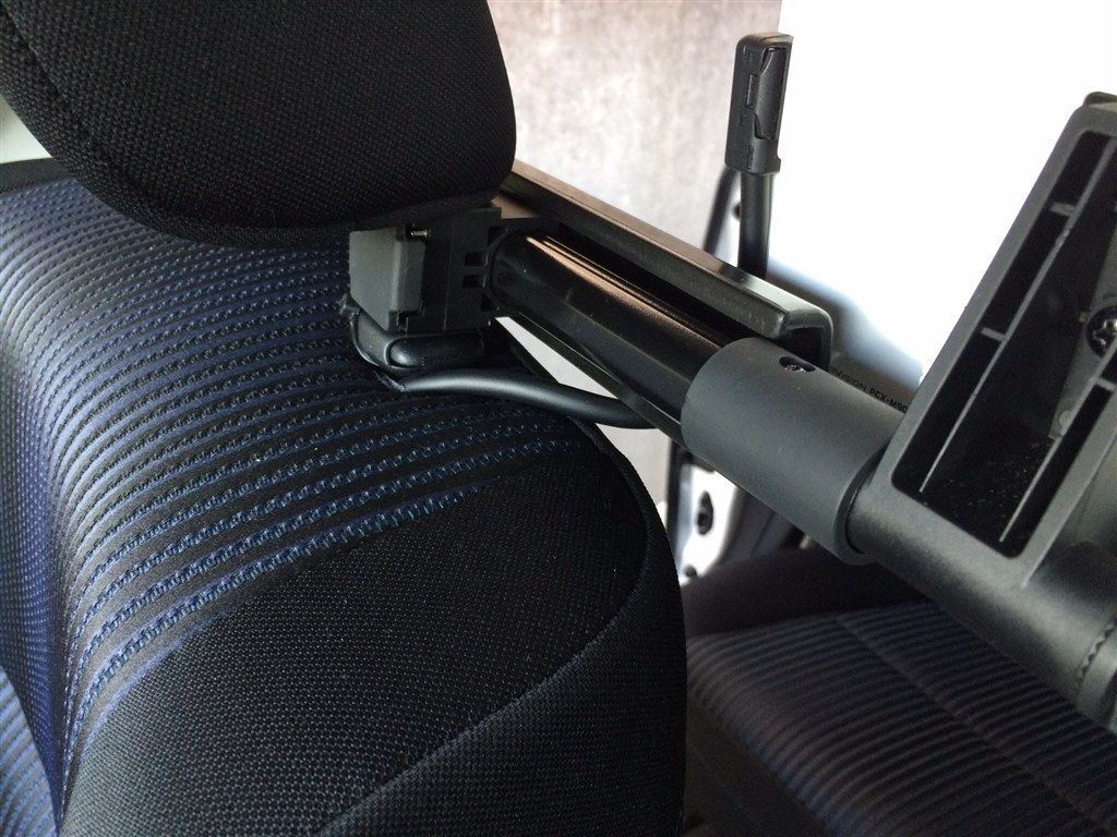 アーム式リアモニター取付 結果報告 トヨタ ヴォクシー 14年モデル のクチコミ掲示板 価格 Com