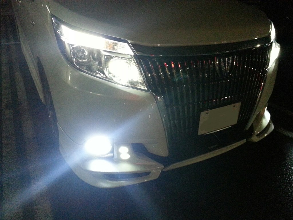 LEDフォグランプについて』 トヨタ エスクァイア 2014年モデル の