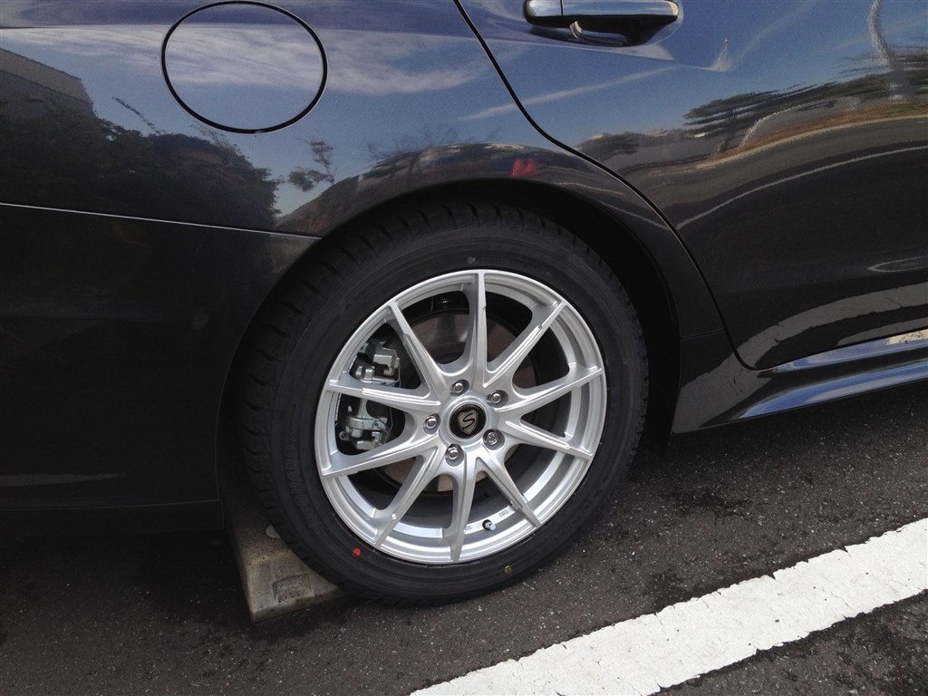 Gtにノーマル18インチ方 Gt Sにスノータイヤ17インチの方へ質問 スバル レヴォーグ 14年モデル のクチコミ掲示板 価格 Com