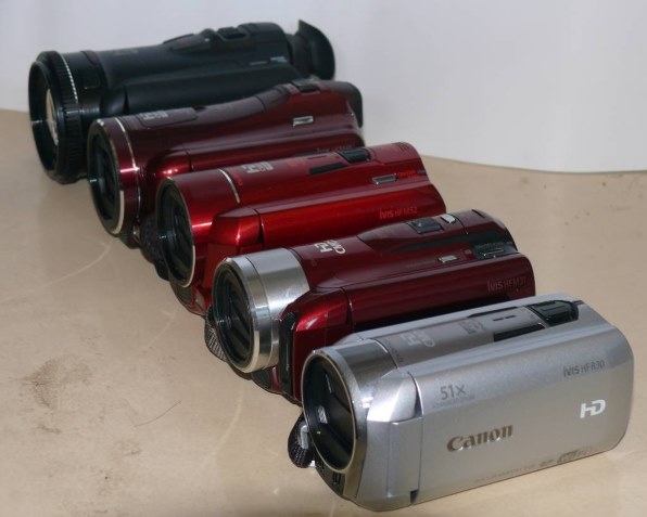 Canon ivis HF R700 すぐ使える色々おまけ付きセット カメラ ビデオ 