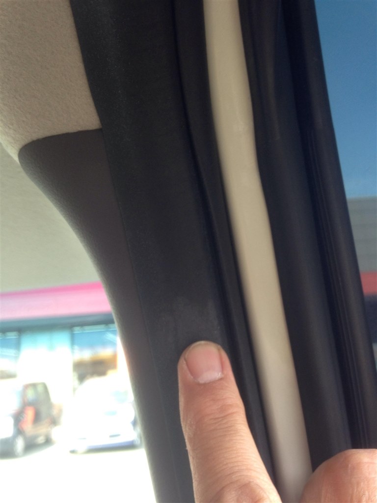 ドアのパッキンの具合 トヨタ ハリアー 13年モデル のクチコミ掲示板 価格 Com