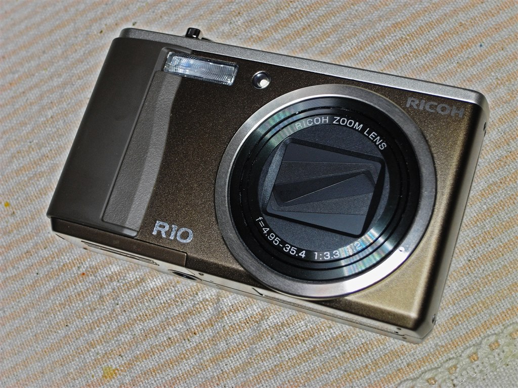 生産台数少なそうだし買ってみた♪』 リコー RICOH R10 のクチコミ