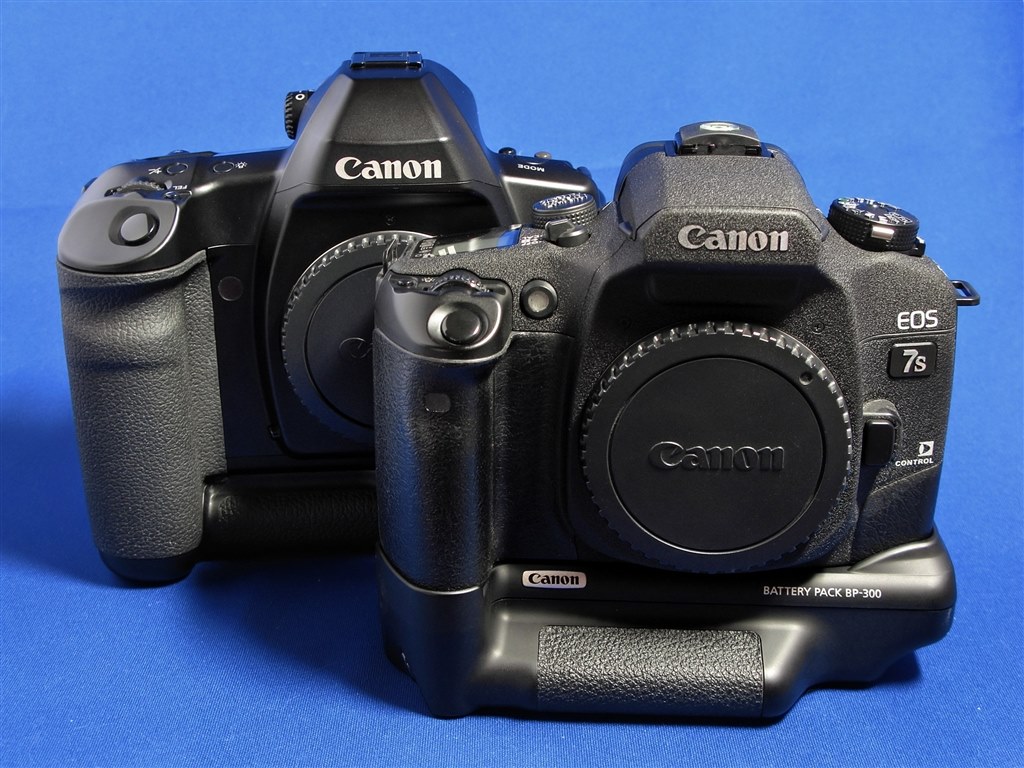 誰も書かないので一番乗り（笑）』 CANON バッテリーパック BP-300 の