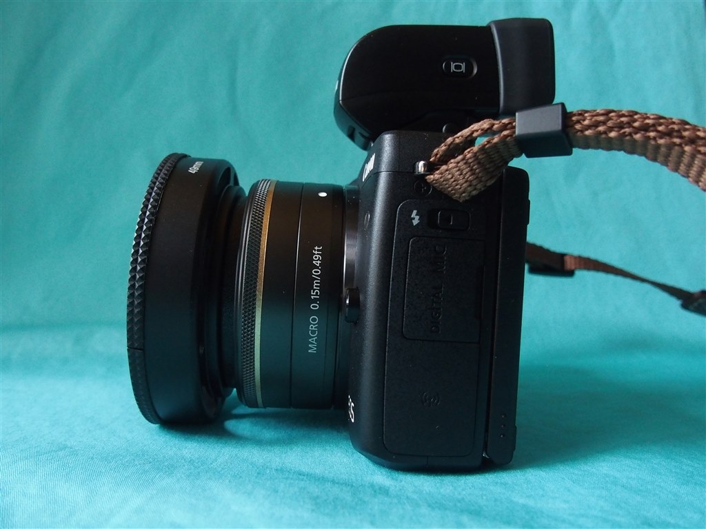 社外品フード付けました』 CANON EF-M22mm F2 STM のクチコミ 社外品フード付けました』 CANON EF-M22mm F2 STM のクチコミ
