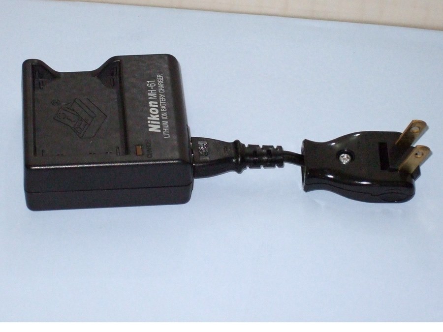 LUMIX DMC-TZ7 シルバー 別売りACアダプターと変換アダプター付き LUMIX DMC-TZ7 シルバー 別売りACアダプターと変換アダプター付き