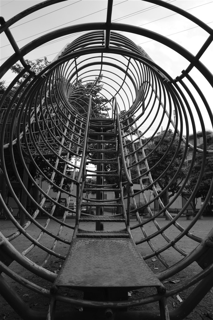 モノクロで賑やかし（参考画像、放任スレ）』 ライカ LEICA Q Typ 116